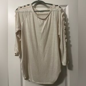 NWT MAURICES SIZE XL LATTICE COLD SHOULDER TOP TEXTURED TAN TOP BEAUTIFUL